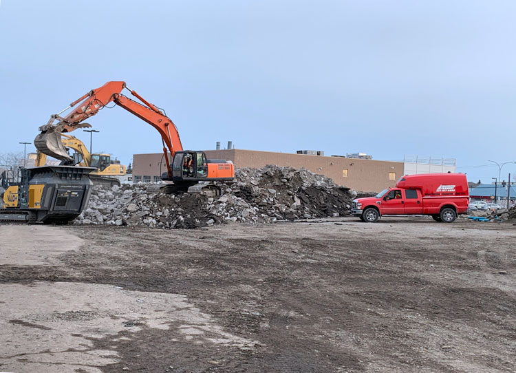 Jaguar Land Rover <br>West Island