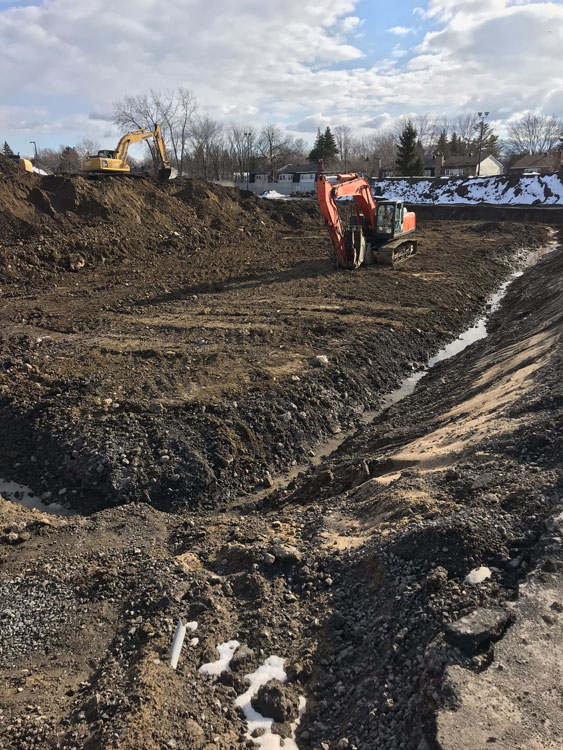 Jaguar Land Rover <br>West Island